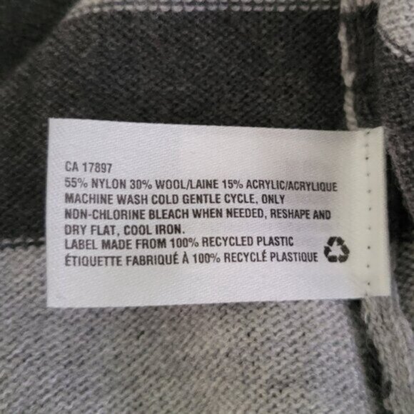 GAP Sweater Gray Sriped Lightweight Women's Sz XS Wool - Picture 5 of 11